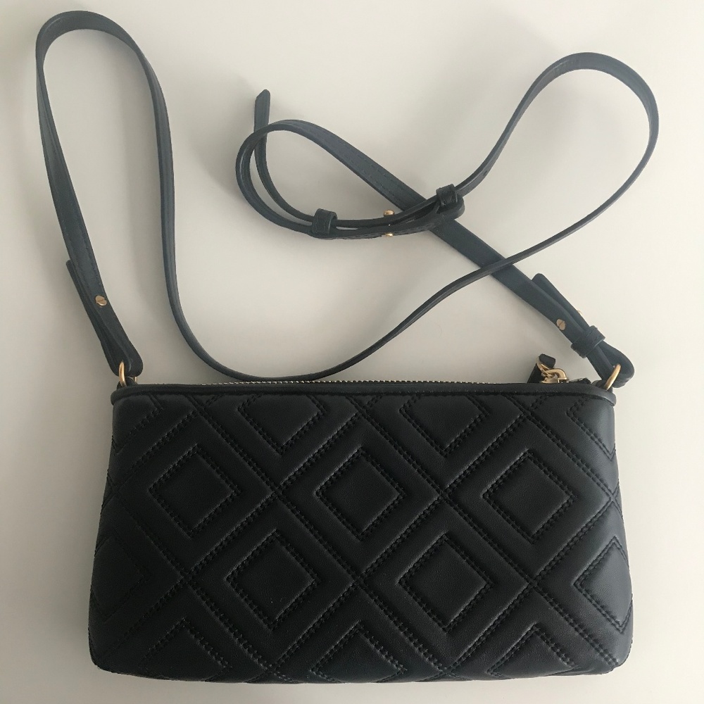 *SOLD* Tory Burch crossbody - Picture 2 of 7